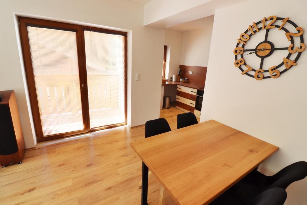 Apartman Romantika Chopok Juh 12 Tale Dış mekan fotoğraf