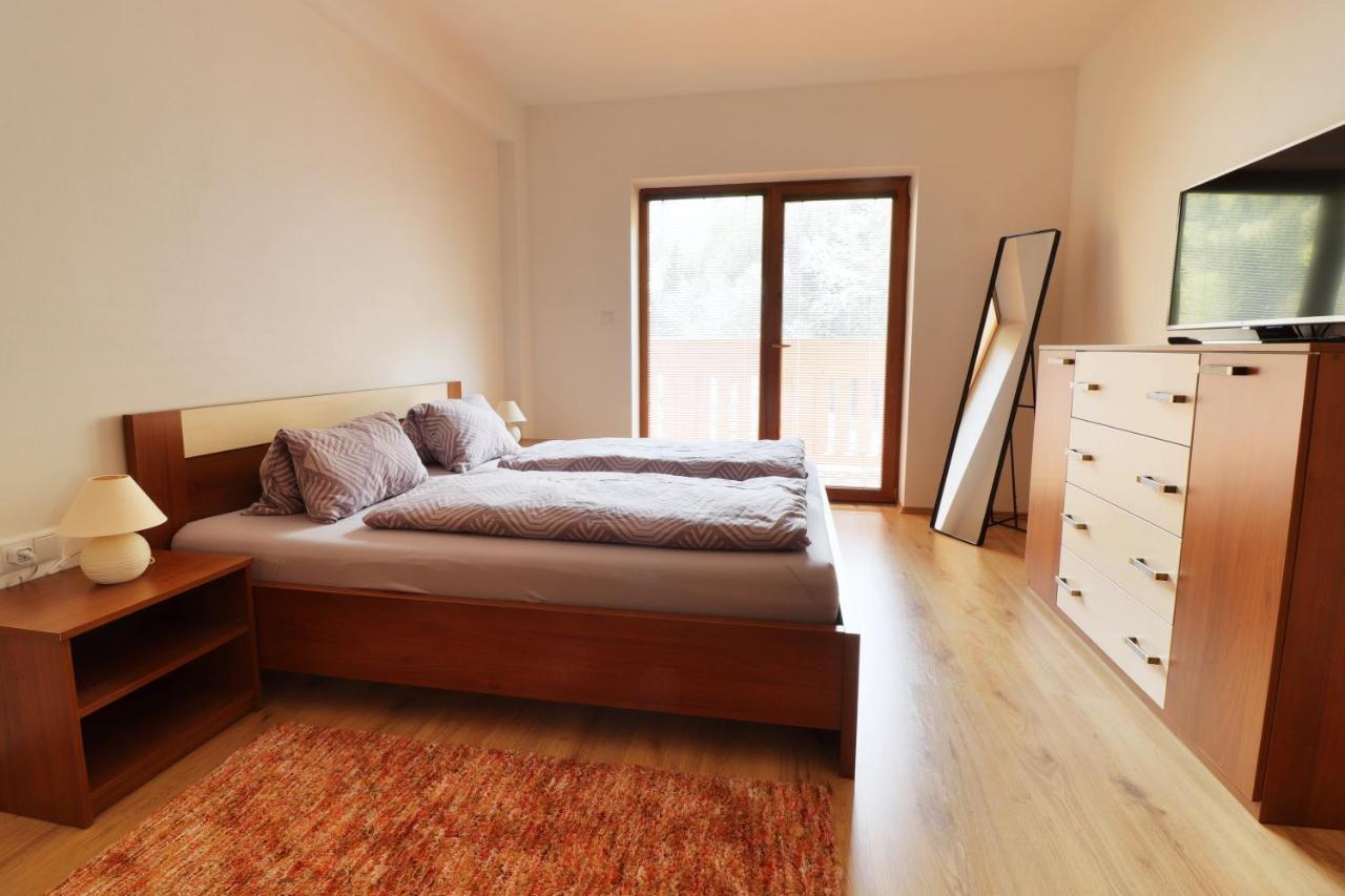 Apartman Romantika Chopok Juh 12 Tale Dış mekan fotoğraf